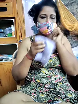 Snapshot of Rupali201 chatting on September 14, 1:05 am Rupali201 online show from September 14, 1:05 am