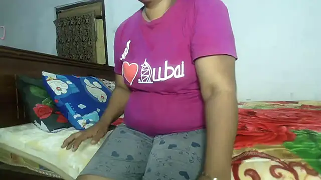 Snapshot of subodhii chatting on October 3, 2:19 am subodhii online show from October 3, 2:19 am