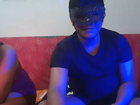 sexyrihana223 online show from December 4, 7:33 pm