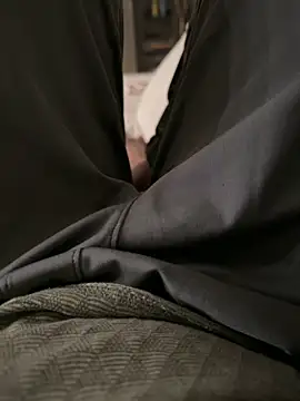 Snapshot of pranastro00 chatting on December 23, 3:26 am pranastro00 online show from December 23, 3:26 am