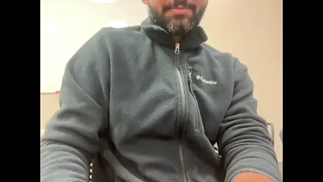 Snapshot of pranastro00 chatting on January 6, 3:27 pm pranastro00 online show from January 6, 3:27 pm