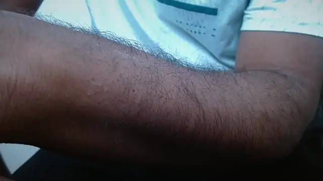 pranastro00 online show from May 10, 3:17 pm