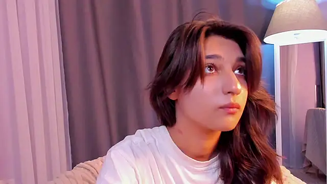 Elfy Rare  online show from October 1, 2:56 pm