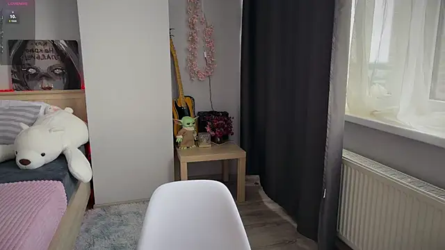 Snapshot of olivertasty chatting on June 25, 12:42 pm olivertasty online show from June 25, 12:42 pm