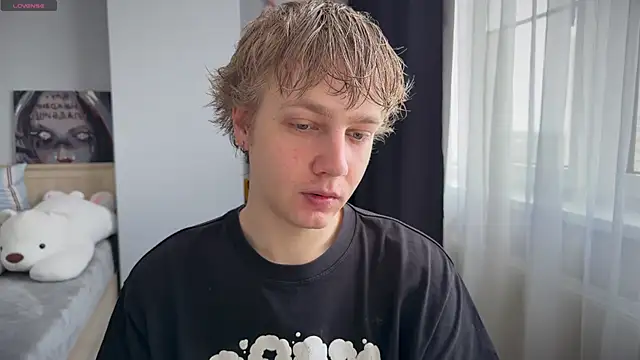 Snapshot of olivertasty chatting on June 30, 11:33 am olivertasty online show from June 30, 11:33 am