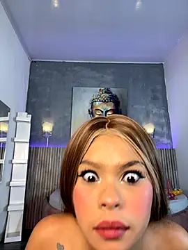 Snapshot of Saracooper__ chatting on October 26, 3:34 am Saracooper   online show from October 26, 3:34 am