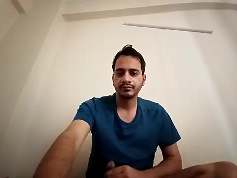 Snapshot of Amit_desai chatting on April 4, 7:28 am Amit desai online show from April 4, 7:28 am