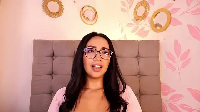 ana riveros online show from May 13, 8:27 pm
