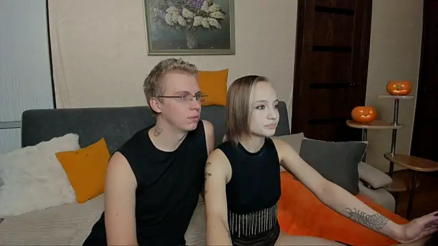 Snapshot of SammySccott chatting on November 2, 9:44 am SammySccott online show from November 2, 9:44 am