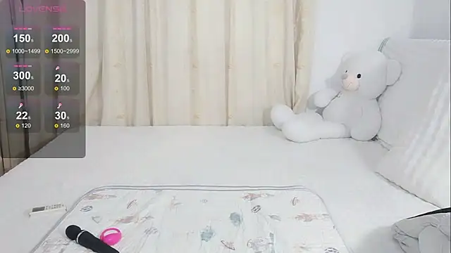 Snapshot of Ailsa-Baby chatting on October 19, 9:32 am Ailsa-Baby online show from October 19, 9:32 am