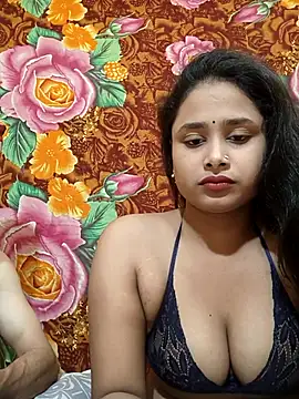Snapshot of Seducing_couple chatting on March 18, 5:05 pm Seducing couple online show from March 18, 5:05 pm