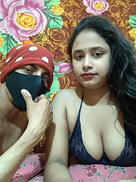 Snapshot of Seducing_couple chatting on March 28, 4:39 pm Seducing couple online show from March 28, 4:39 pm