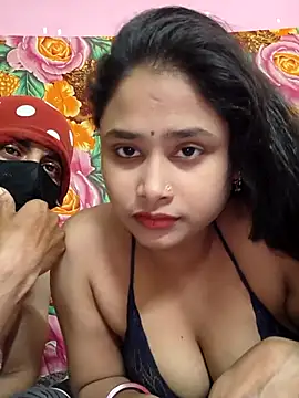 Snapshot of Seducing_couple chatting on March 31, 5:08 am Seducing couple online show from March 31, 5:08 am