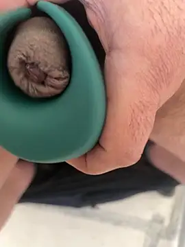 adam69uk online show from March 21, 3:15 pm