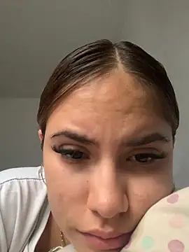 MiiluRosse online show from November 14, 6:06 pm