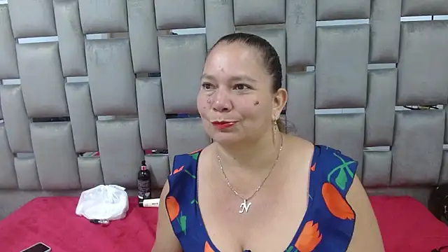 loly47 online show from October 9, 6:06 pm