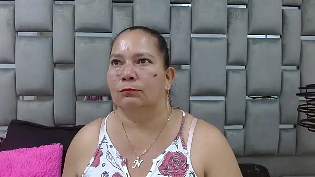 loly47 online show from October 24, 11:12 pm