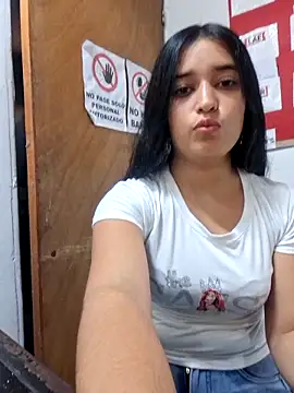 Snapshot of Nathaly78Rober chatting on September 28, 5:29 pm Nathaly78Rober online show from September 28, 5:29 pm