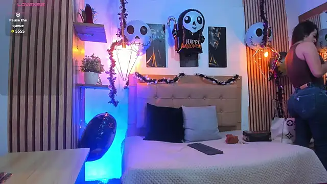  samanthaa foxx online show from October 21, 10:05 am