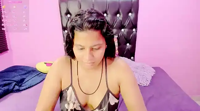 Snapshot of INDIANFLAME chatting on January 5, 10:21 am INDIANFLAME online show from January 5, 10:21 am