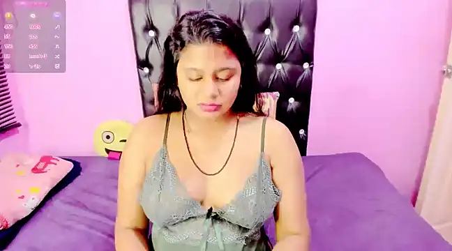 Snapshot of INDIANFLAME chatting on March 15, 2:12 pm INDIANFLAME online show from March 15, 2:12 pm