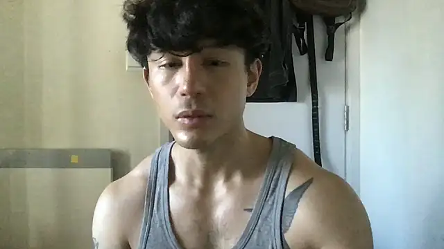 Snapshot of natenatejosh chatting on September 13, 6:35 am natenatejosh online show from September 13, 6:35 am