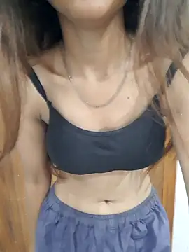 Mahira568 online show from April 28, 5:40 pm