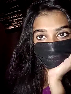 umairahaasan 1 online show from November 14, 10:14 am