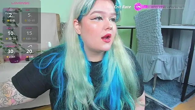 Snapshot of _CandyM1lky_ chatting on October 2, 6:53 am  CandyM1lky  online show from October 2, 6:53 am