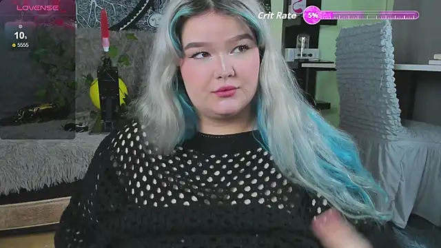 Snapshot of _CandyM1lky_ chatting on October 30, 6:59 am  CandyM1lky  online show from October 30, 6:59 am