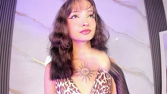 Snapshot of MaddieStark chatting on March 29, 12:49 pm MaddieStark online show from March 29, 12:49 pm