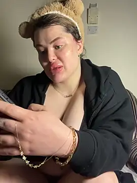 aydabella7777 online show from February 7, 5:49 pm