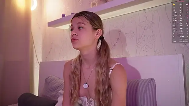 Snapshot of AnneVerity chatting on September 27, 7:19 pm AnneVerity online show from September 27, 7:19 pm