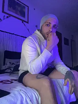 1Richrichard1 online show from April 26, 4:54 am