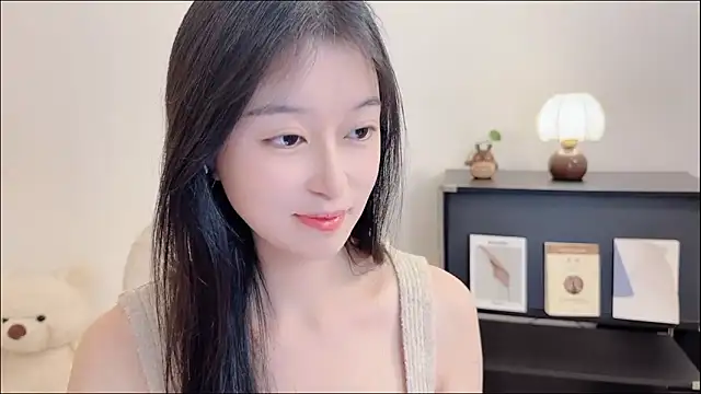 Onechestnut online show from October 21, 12:06 pm