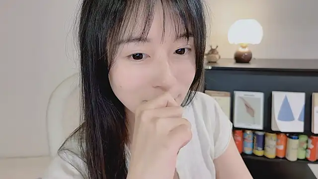 Onechestnut online show from May 11, 4:04 pm