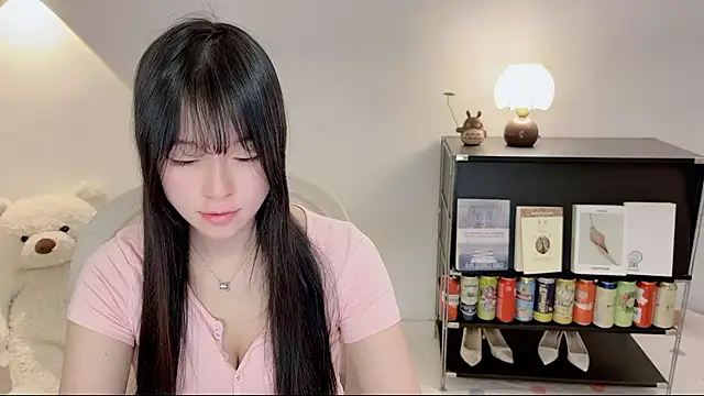 Onechestnut online show from June 26, 4:06 am