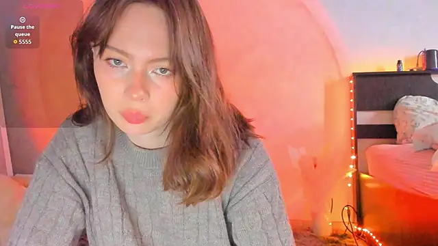 LolaMeddisson online show from May 13, 1:36 am