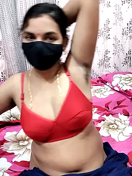 Snapshot of Lalitha-1995 chatting on October 19, 5:57 pm Lalitha-1995 online show from October 19, 5:57 pm