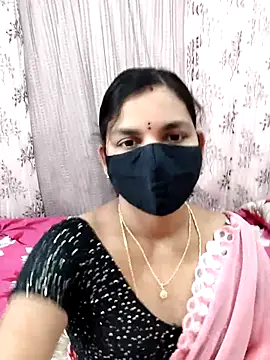 Snapshot of Lalitha-1995 chatting on November 2, 7:22 am Lalitha-1995 online show from November 2, 7:22 am