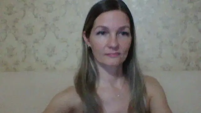 Snapshot of sweetriki chatting on April 1, 6:05 pm sweetriki online show from April 1, 6:05 pm