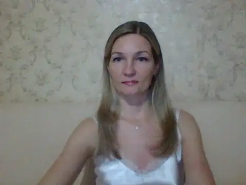 Snapshot of sweetriki chatting on May 1, 5:06 pm sweetriki online show from May 1, 5:06 pm
