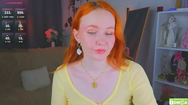 JoyceJones online show from November 28, 9:06 pm