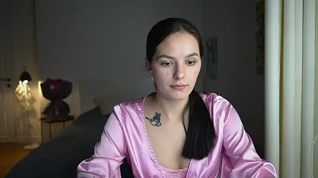 EwelynScott online show from November 9, 2:37 pm