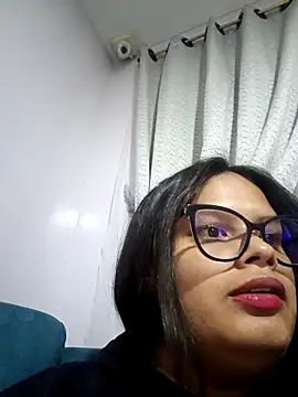 luluboobs9 online show from February 5, 11:42 pm