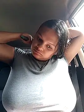 luluboobs9 online show from August 8, 6:43 pm