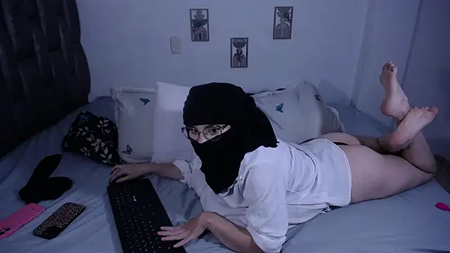 Snapshot of __Nahia chatting on April 18, 7:07 pm Nahia online show from April 18, 7:07 pm