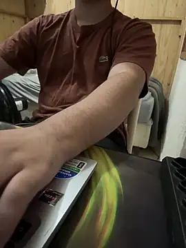 Snapshot of Brinquedo-da-zoe chatting on March 28, 5:29 am Brinquedo-da-zoe online show from March 28, 5:29 am