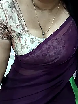 Snapshot of Anuforyou19 chatting on September 21, 5:03 pm Anuforyou19 online show from September 21, 5:03 pm