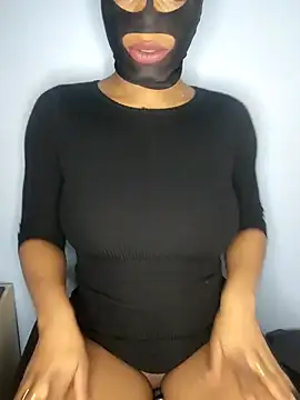 Snapshot of sweetybae75 chatting on February 8, 8:45 pm sweetybae75 online show from February 8, 8:45 pm